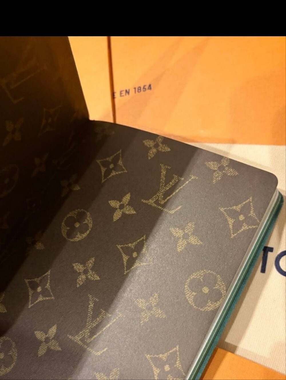 Louis Vuitton Notebook Set - Picture 4 of 10